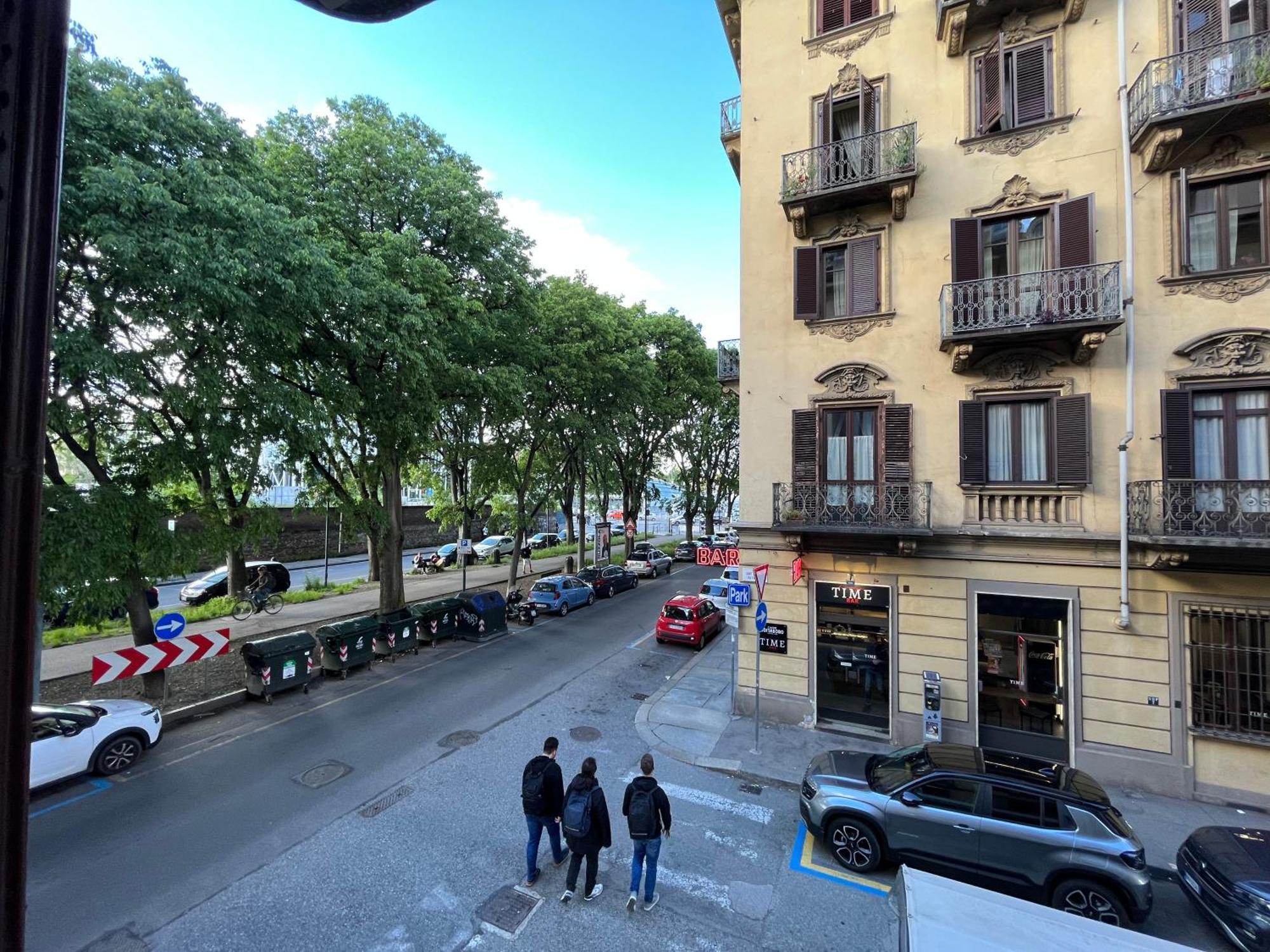 Porta Susa Rooms - Camere Porta Susa Турин Экстерьер фото