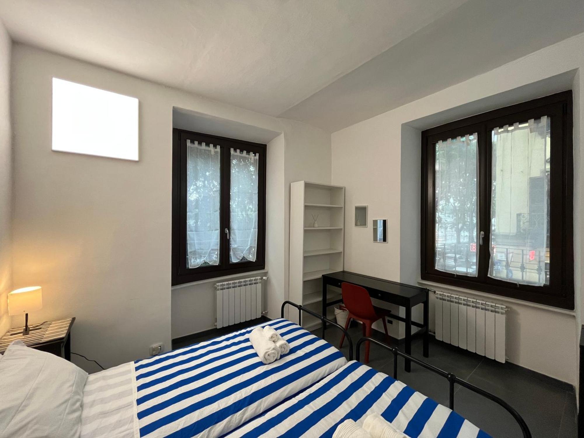 Porta Susa Rooms - Camere Porta Susa Турин Экстерьер фото