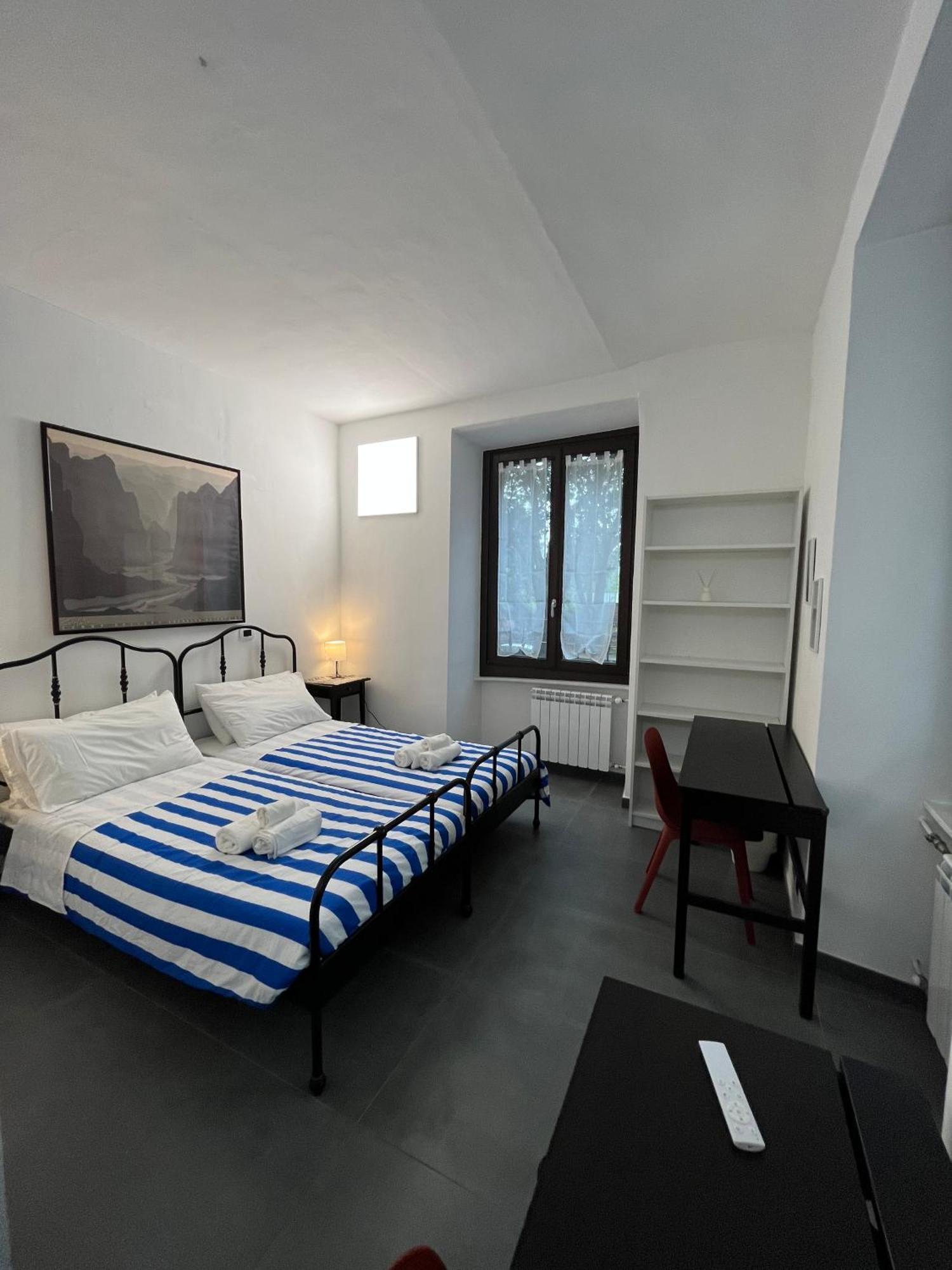 Porta Susa Rooms - Camere Porta Susa Турин Экстерьер фото