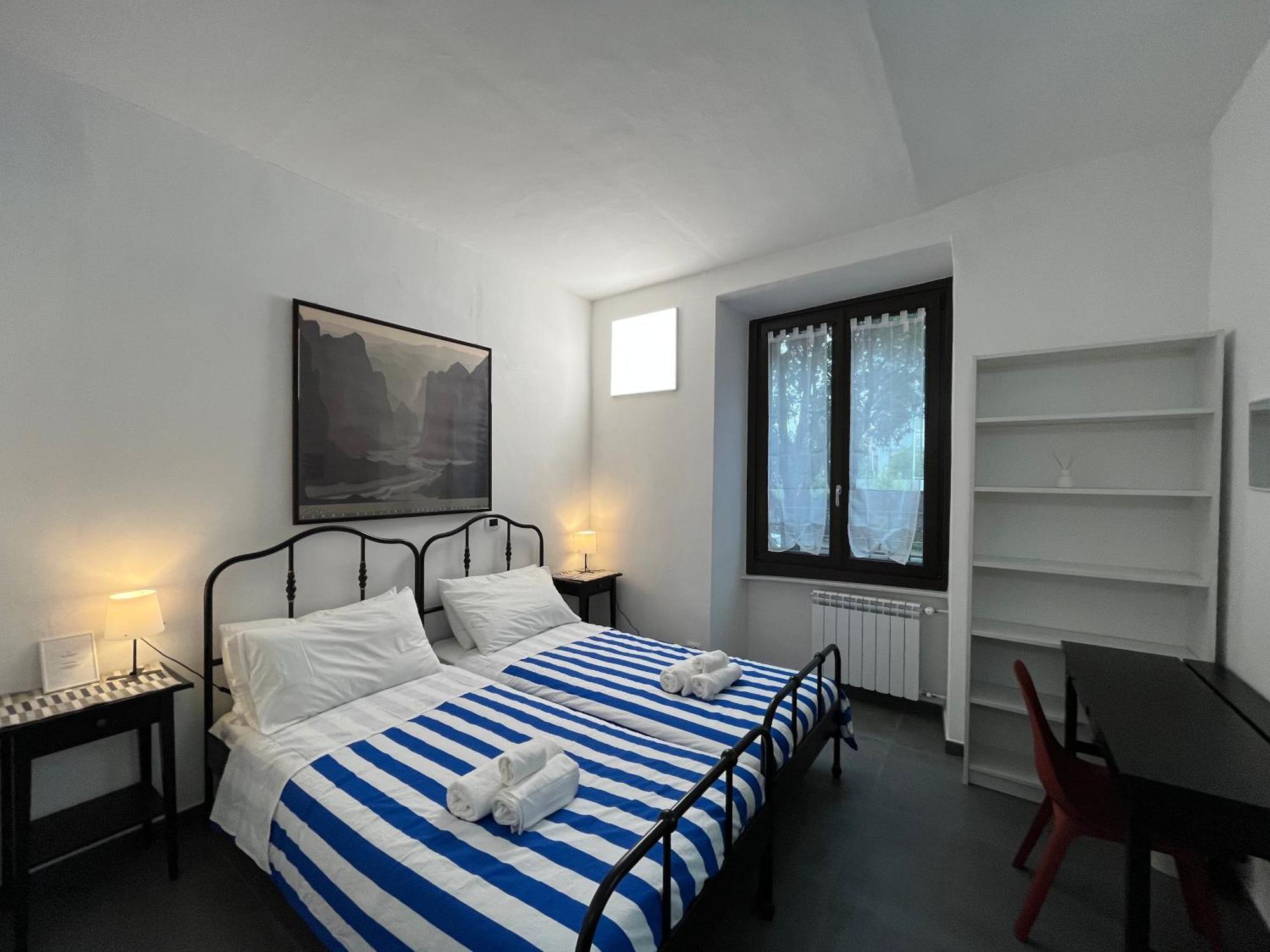 Porta Susa Rooms - Camere Porta Susa Турин Экстерьер фото