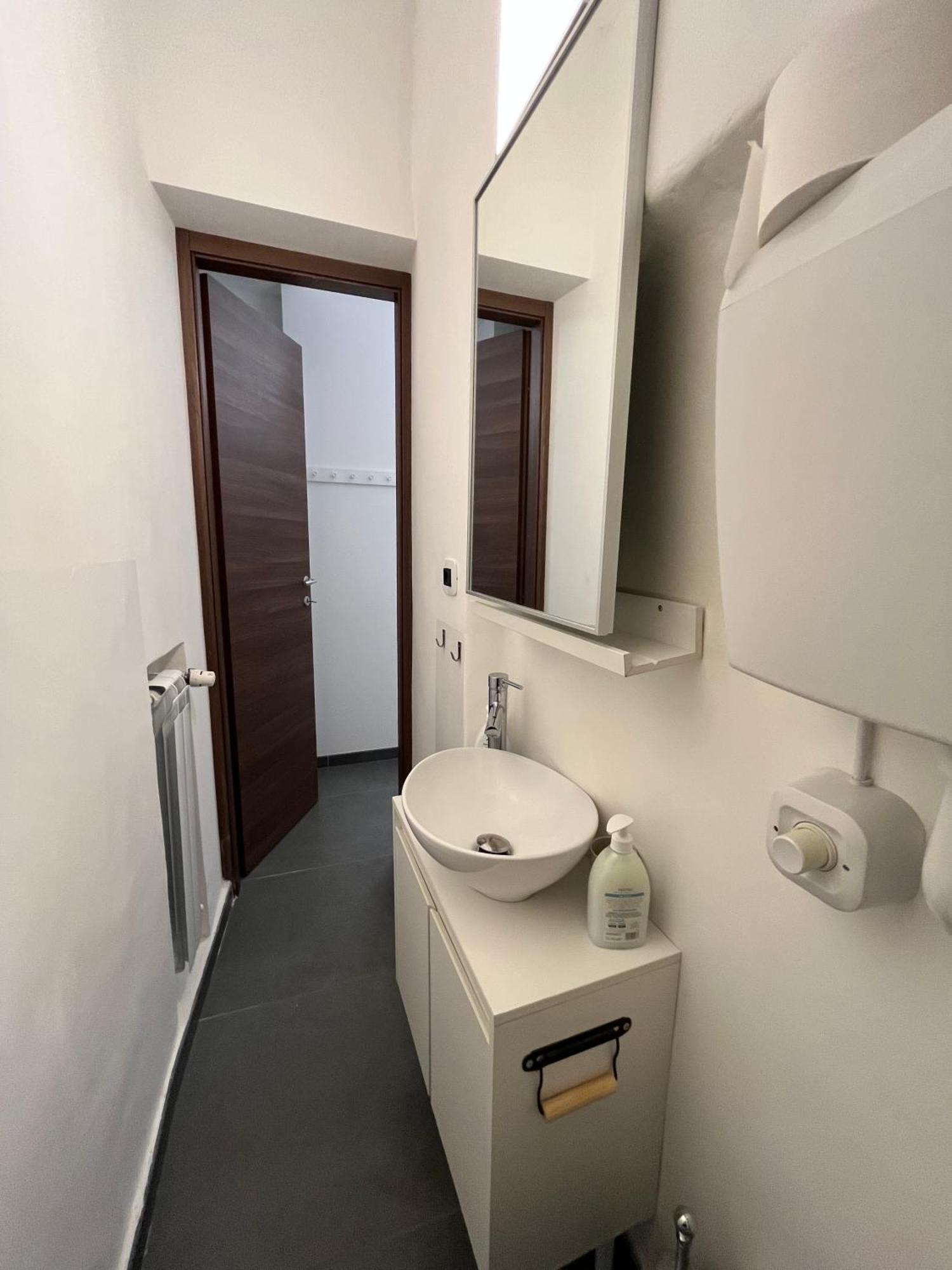 Porta Susa Rooms - Camere Porta Susa Турин Экстерьер фото