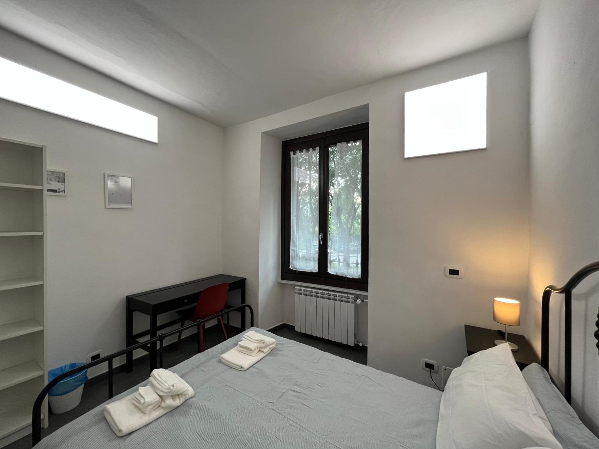 Porta Susa Rooms - Camere Porta Susa Турин Экстерьер фото