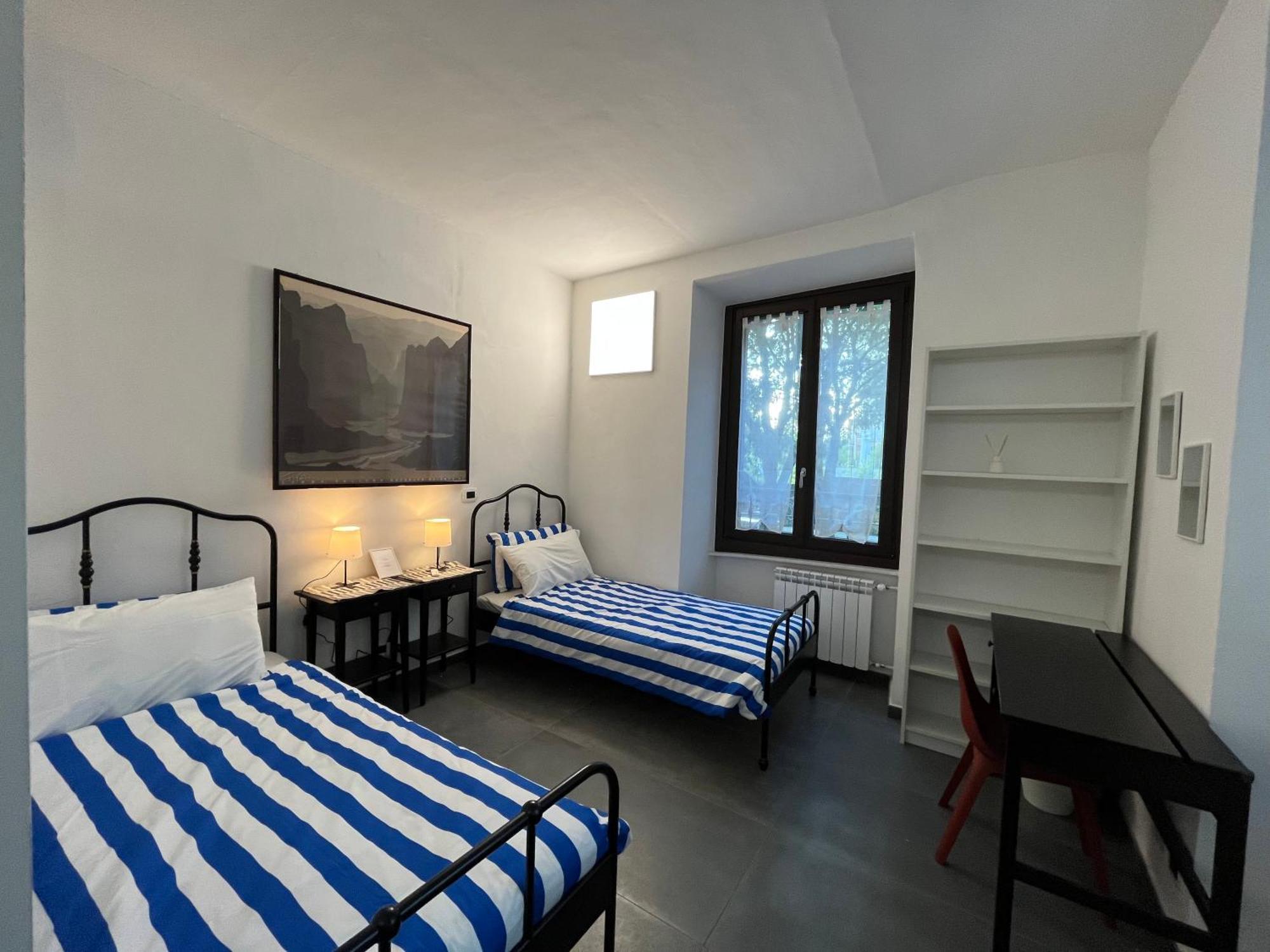 Porta Susa Rooms - Camere Porta Susa Турин Экстерьер фото